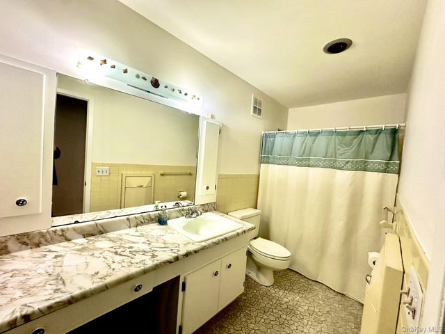 1840 Crompond Road 4A3, Peekskill, NY 10566