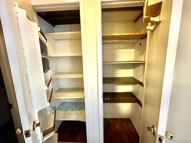 1840 Crompond Road 4A3, Peekskill, NY 10566