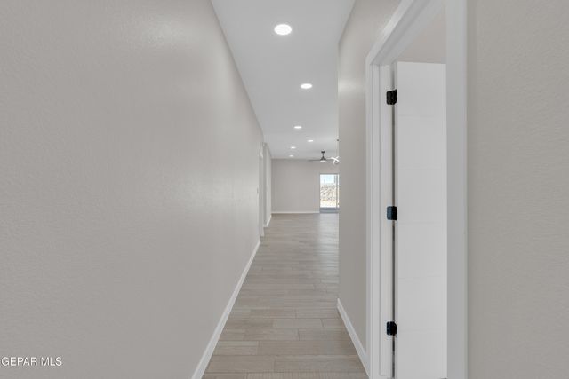 12329 Jack Vowell Way, El Paso, TX 79934