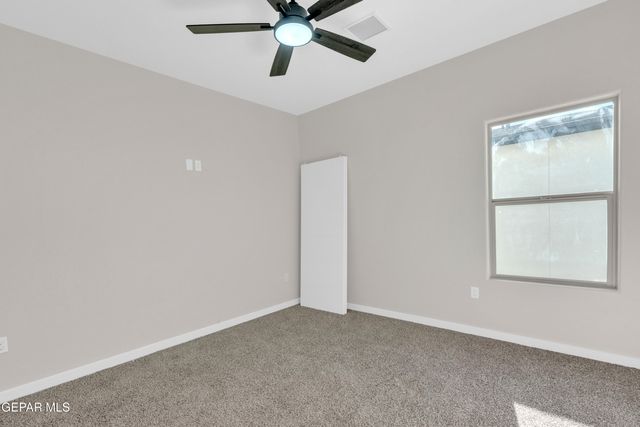 12329 Jack Vowell Way, El Paso, TX 79934