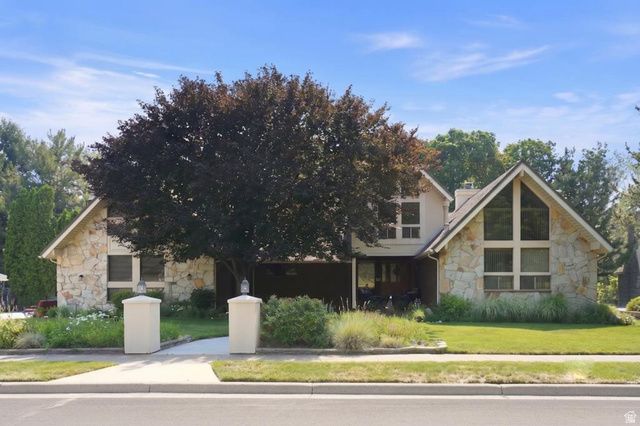 12144 S MOUNTAIN SHADOW RD, Sandy, UT 84092