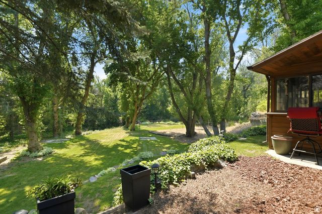 12144 S MOUNTAIN SHADOW RD, Sandy, UT 84092