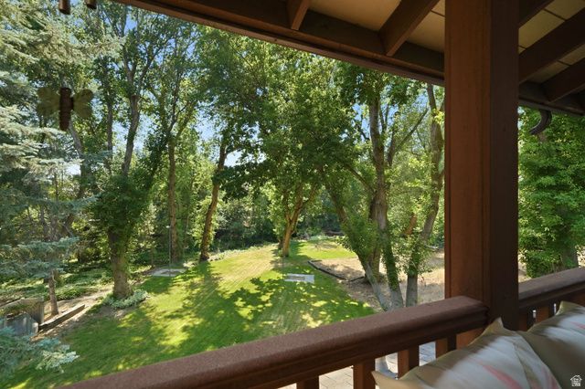 12144 S MOUNTAIN SHADOW RD, Sandy, UT 84092