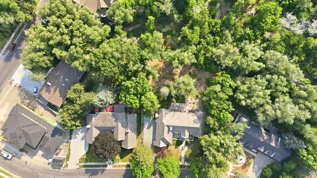 12144 S MOUNTAIN SHADOW RD, Sandy, UT 84092
