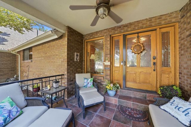 12144 S MOUNTAIN SHADOW RD, Sandy, UT 84092