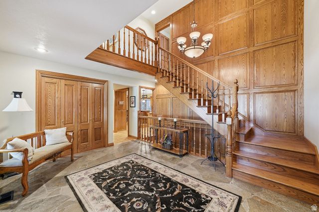 12144 S MOUNTAIN SHADOW RD, Sandy, UT 84092
