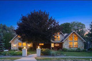 12144 S MOUNTAIN SHADOW RD, Sandy, UT 84092