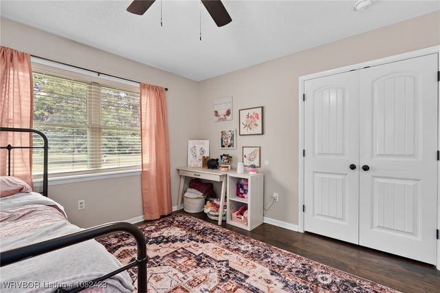 533 S Arkansas Avenue, Van Buren, AR 72956