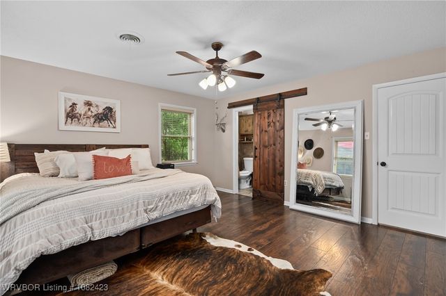 533 S Arkansas Avenue, Van Buren, AR 72956