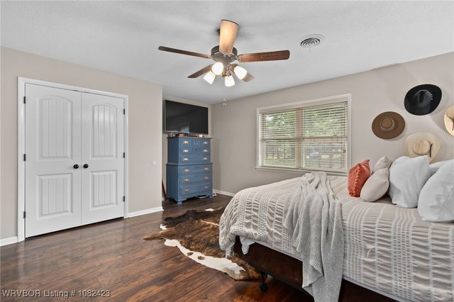 533 S Arkansas Avenue, Van Buren, AR 72956
