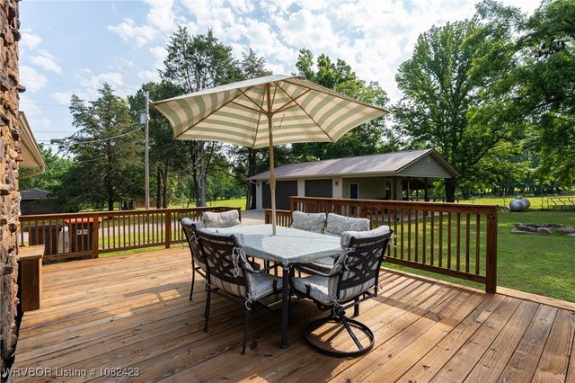 533 S Arkansas Avenue, Van Buren, AR 72956