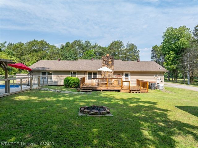 533 S Arkansas Avenue, Van Buren, AR 72956