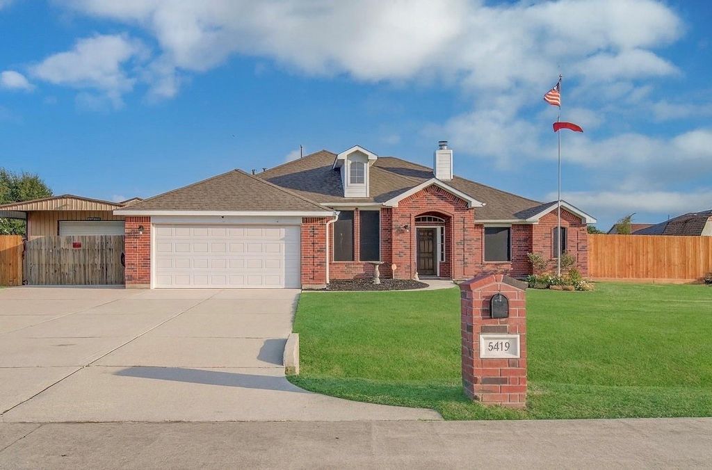 5419 Tammy Lane, Baytown, TX 77523
