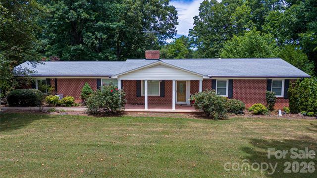 6000 George Hildebran School Road, Hickory, NC 28602