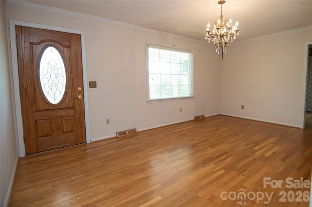 6000 George Hildebran School Road, Hickory, NC 28602