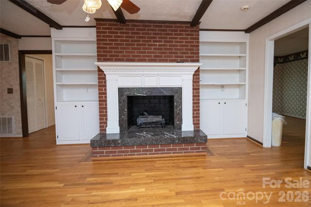 6000 George Hildebran School Road, Hickory, NC 28602