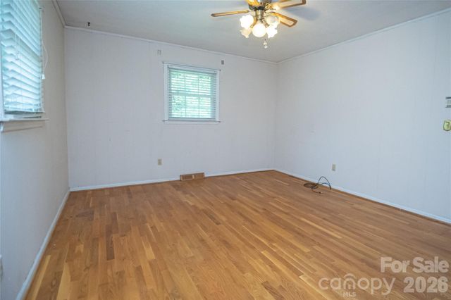 6000 George Hildebran School Road, Hickory, NC 28602