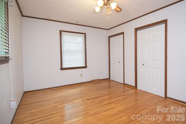 6000 George Hildebran School Road, Hickory, NC 28602