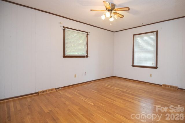 6000 George Hildebran School Road, Hickory, NC 28602