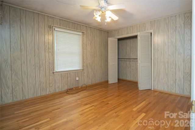 6000 George Hildebran School Road, Hickory, NC 28602