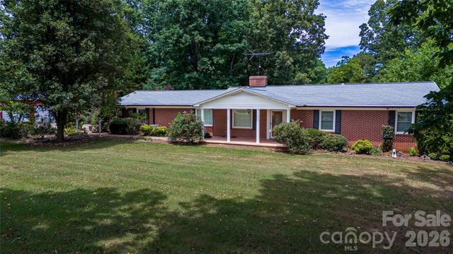 6000 George Hildebran School Road, Hickory, NC 28602