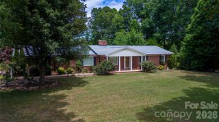 6000 George Hildebran School Road, Hickory, NC 28602