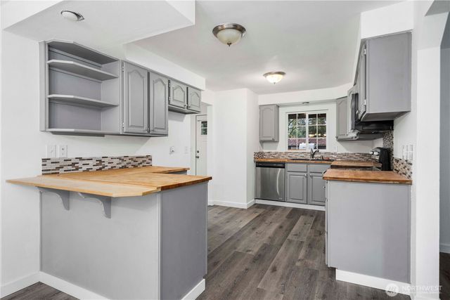 18420 Albany Street SW, Rochester, WA 98579