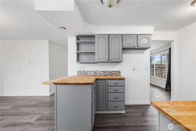 18420 Albany Street SW, Rochester, WA 98579