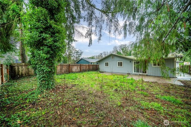 18420 Albany Street SW, Rochester, WA 98579
