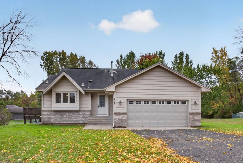 1329 92nd Avenue N, Brooklyn Park, MN 55444 — exterior