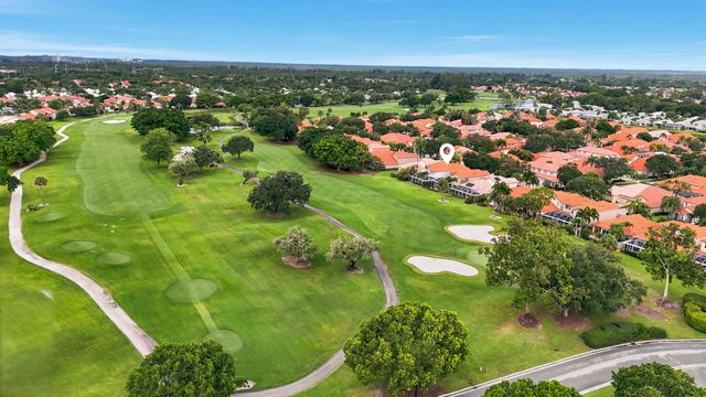 2 Monterey Pointe Drive, Palm Beach Gardens, FL 33418