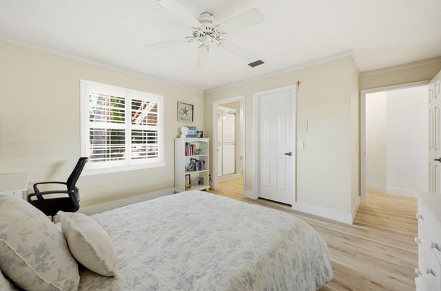 2 Monterey Pointe Drive, Palm Beach Gardens, FL 33418