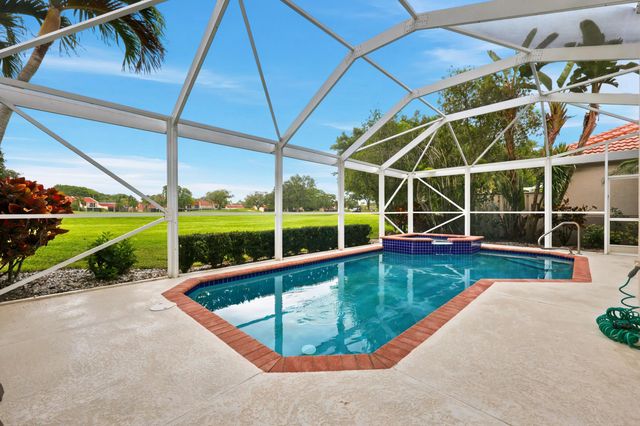 2 Monterey Pointe Drive, Palm Beach Gardens, FL 33418