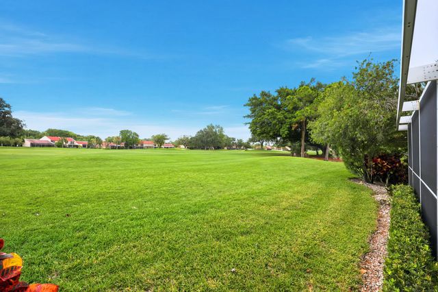 2 Monterey Pointe Drive, Palm Beach Gardens, FL 33418