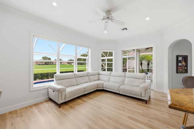 2 Monterey Pointe Drive, Palm Beach Gardens, FL 33418