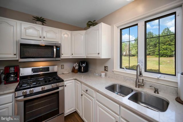 5 OLIVER COURT, Fredericksburg, VA 22406