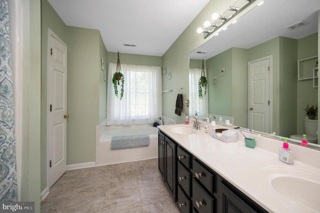 5 OLIVER COURT, Fredericksburg, VA 22406