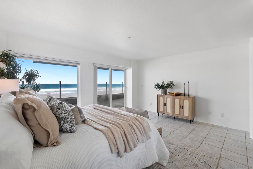 Image 17 of property listing at 1362 Seacoast Dr B, Imperial Beach, CA 91932