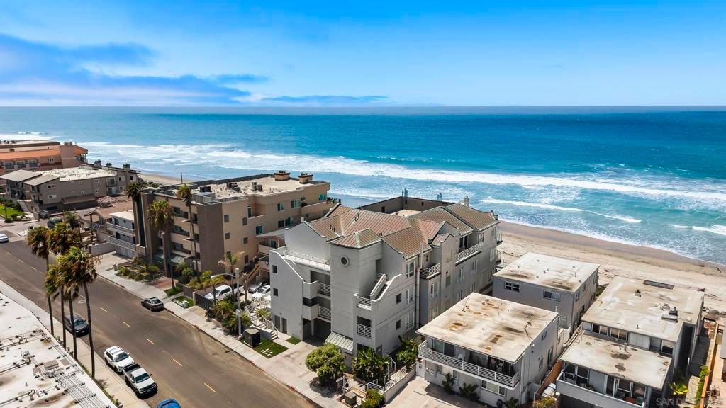 Image 39 of property listing at 1362 Seacoast Dr B, Imperial Beach, CA 91932