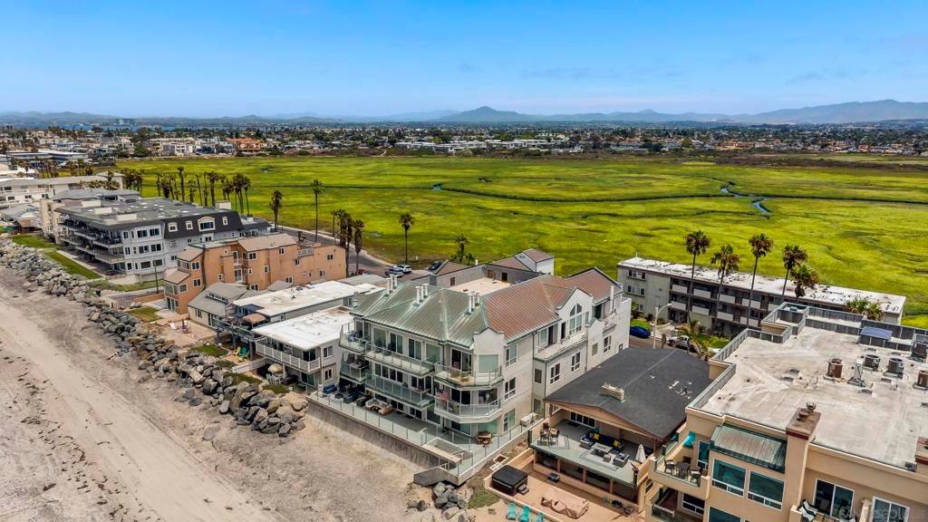 Image 45 of property listing at 1362 Seacoast Dr B, Imperial Beach, CA 91932