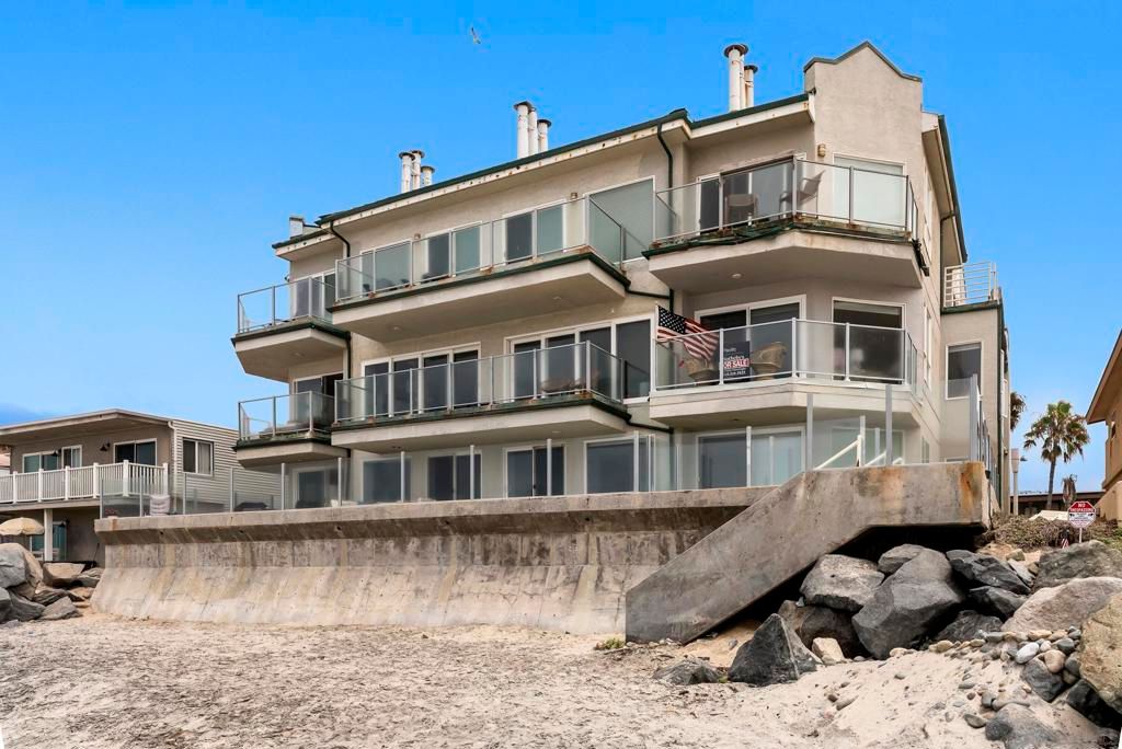 Image 48 of property listing at 1362 Seacoast Dr B, Imperial Beach, CA 91932