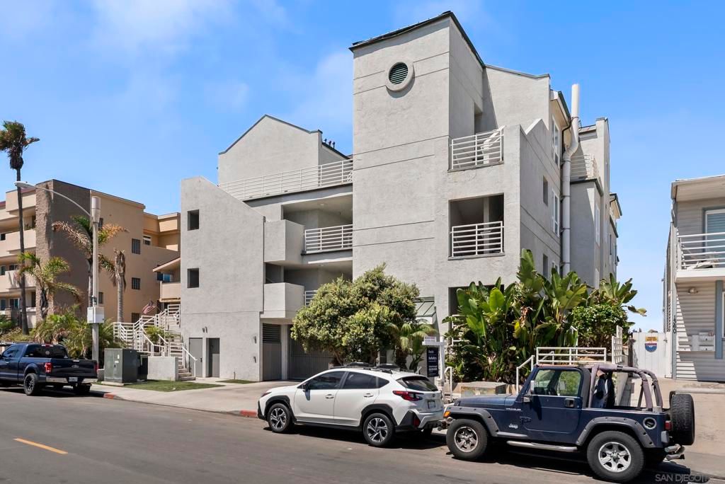 Image 51 of property listing at 1362 Seacoast Dr B, Imperial Beach, CA 91932