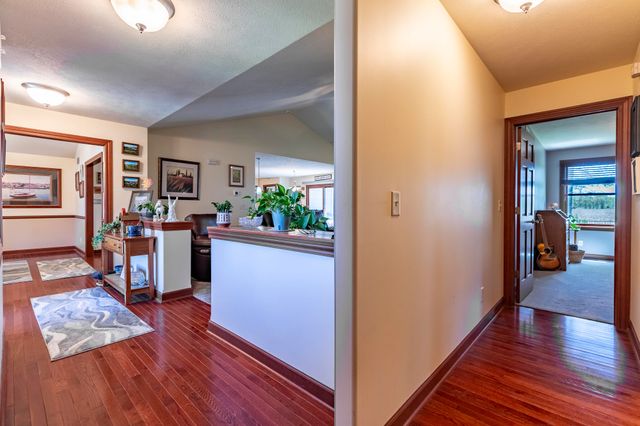 4171 Westwood Lane S, Chesterton, IN 46304