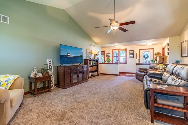 4171 Westwood Lane S, Chesterton, IN 46304