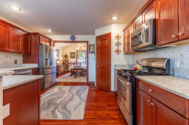 4171 Westwood Lane S, Chesterton, IN 46304