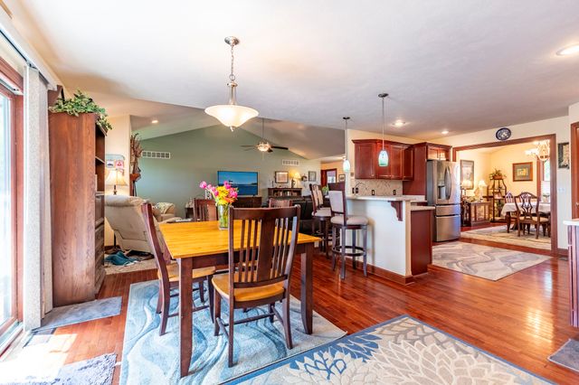 4171 Westwood Lane S, Chesterton, IN 46304