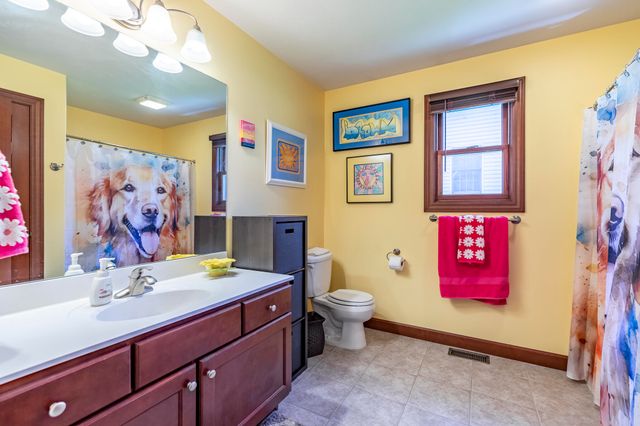4171 Westwood Lane S, Chesterton, IN 46304