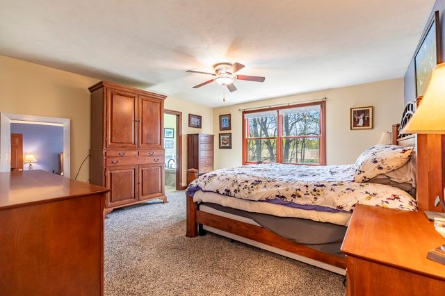 4171 Westwood Lane S, Chesterton, IN 46304