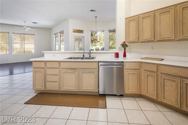 3033 Highland Falls Drive, Las Vegas, NV 89134