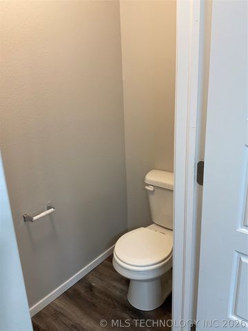 1012 E Richmond Street, Broken Arrow, OK 74012